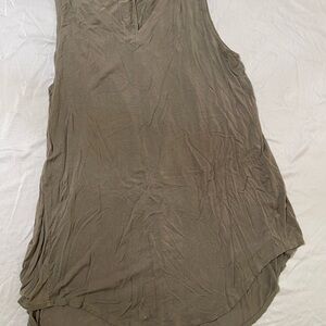 Zenana Outfitters Olive Sleeveless Tank Top